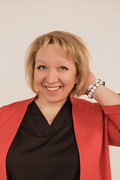 Анна Суханова